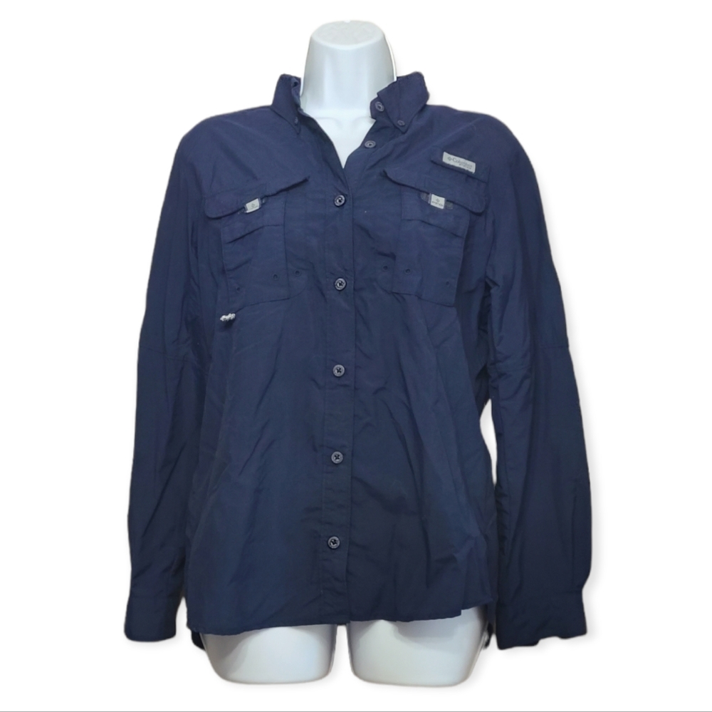 Columbia PFG Navy Button Down in great condition size XS